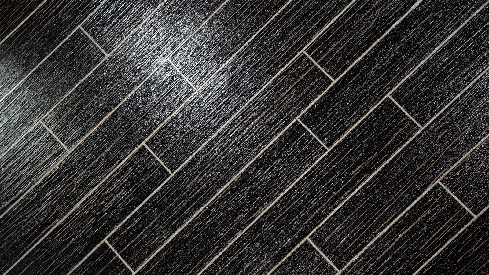 Leggari hardwood overlay - system example