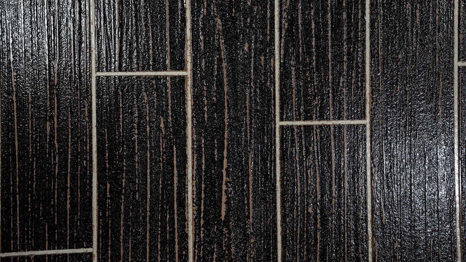 Leggari hardwood overlay - system example