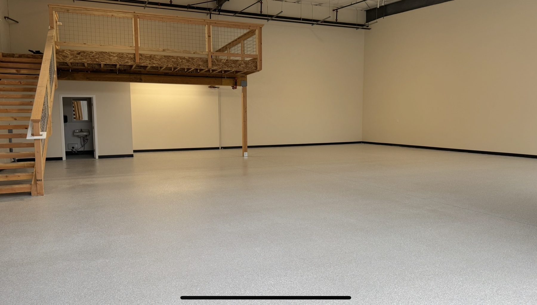 Our install - commercial unit, full-broadcast flake with mezzanine