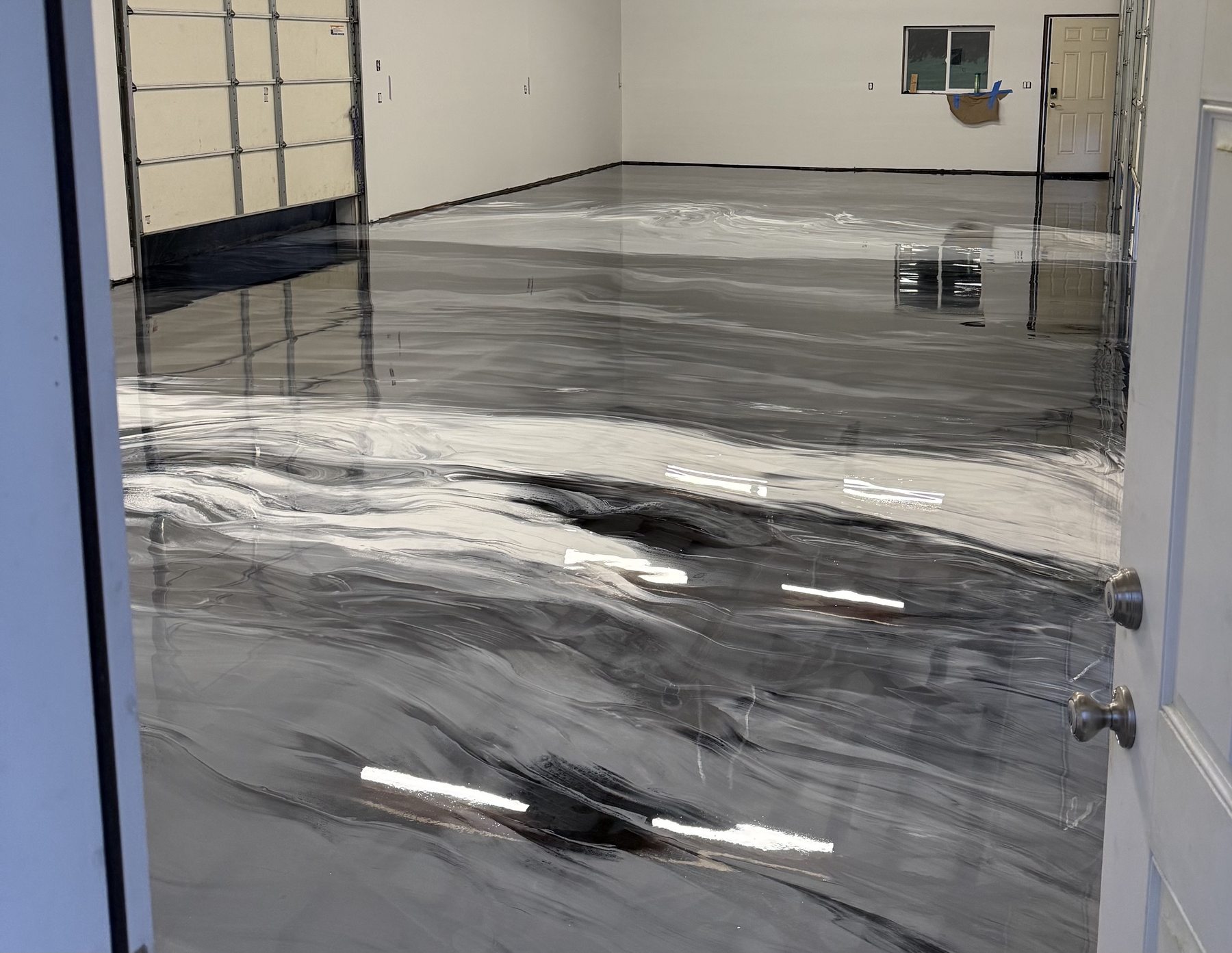 Showroom Metallic
