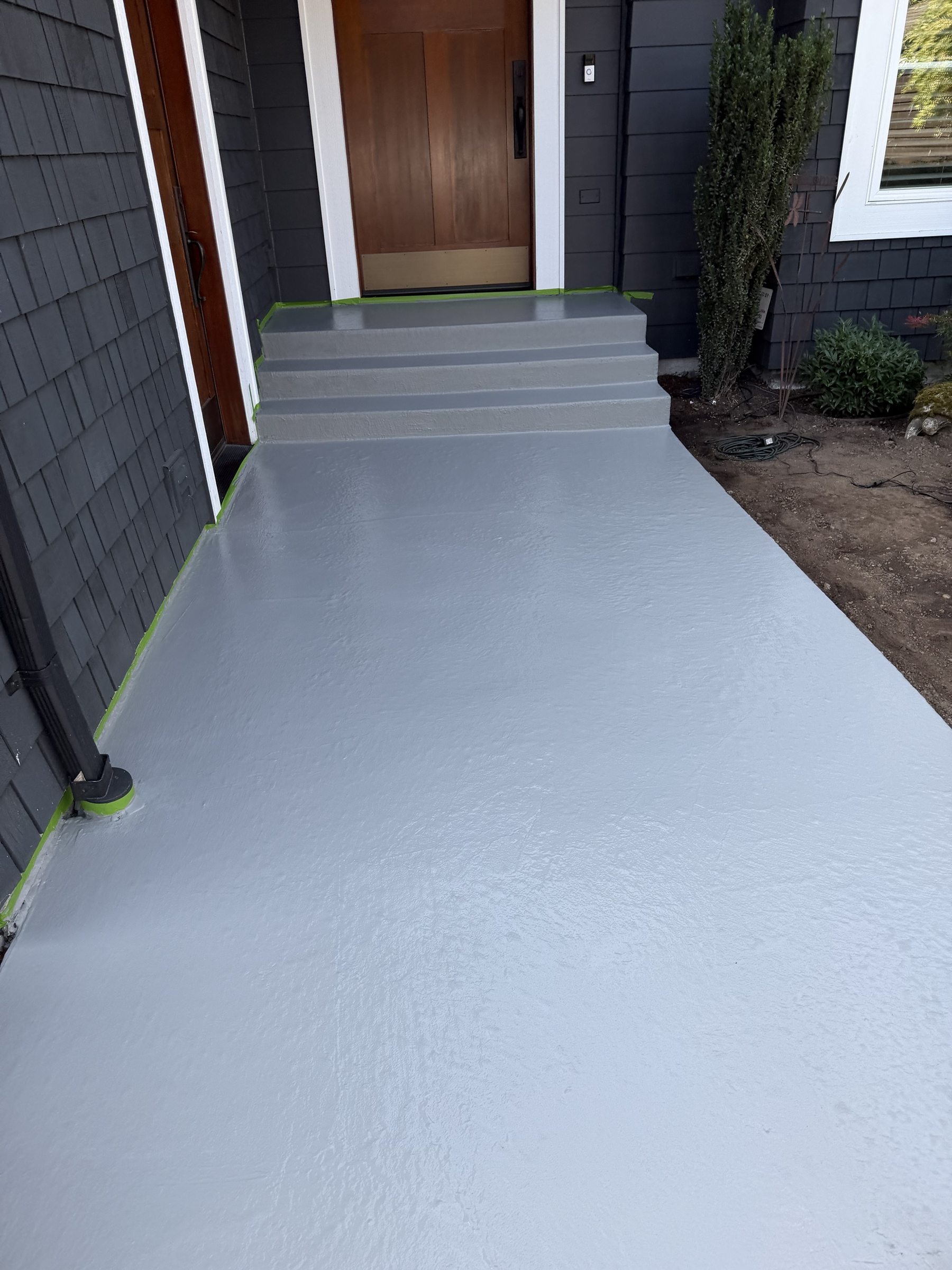 Front walkway and steps - fresh overlay, sealed