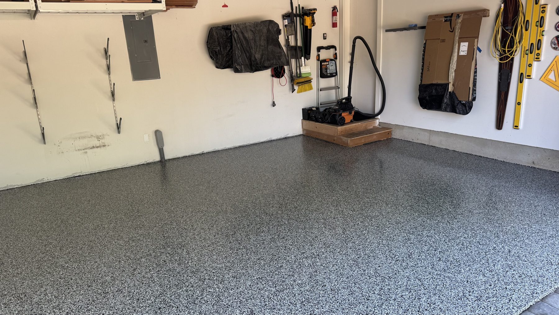 Salt-and-pepper flake, two-car garage