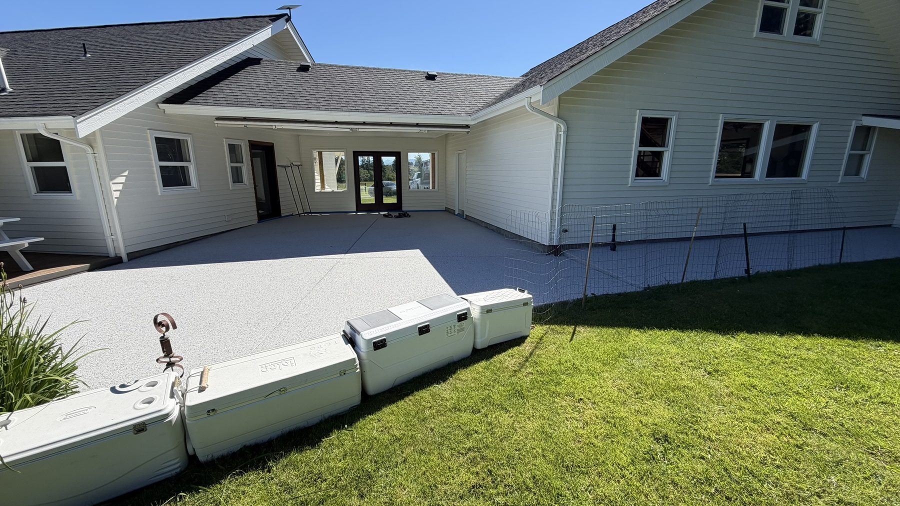 Wraparound flake patio, new construction